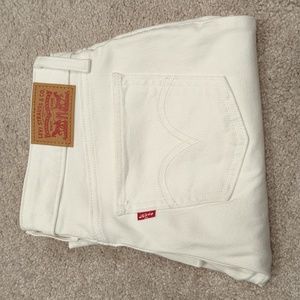 Levi 535 Super Skinny Jeans in White